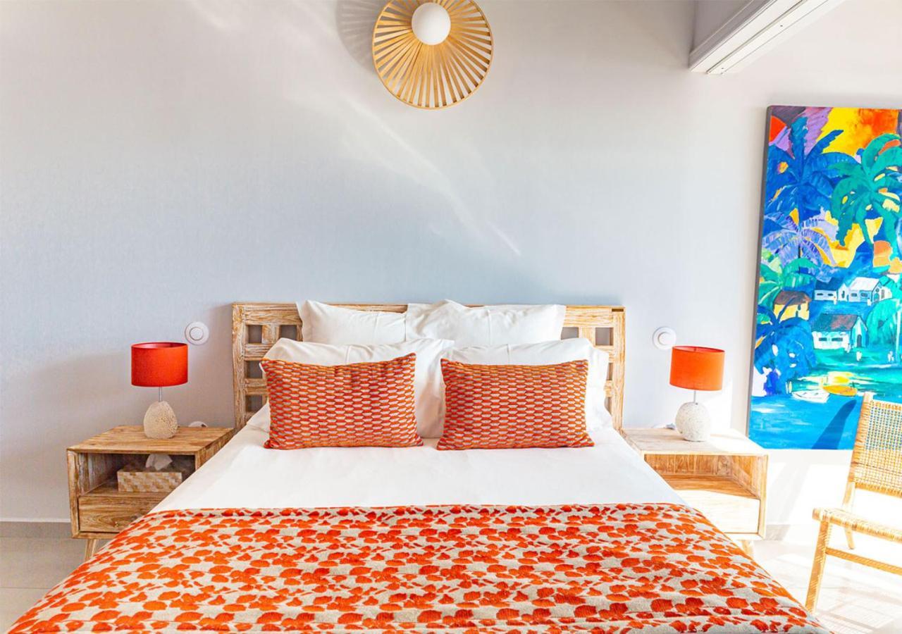Les Galets Rouges Lodges & Spa Bouillante Bagian luar foto
